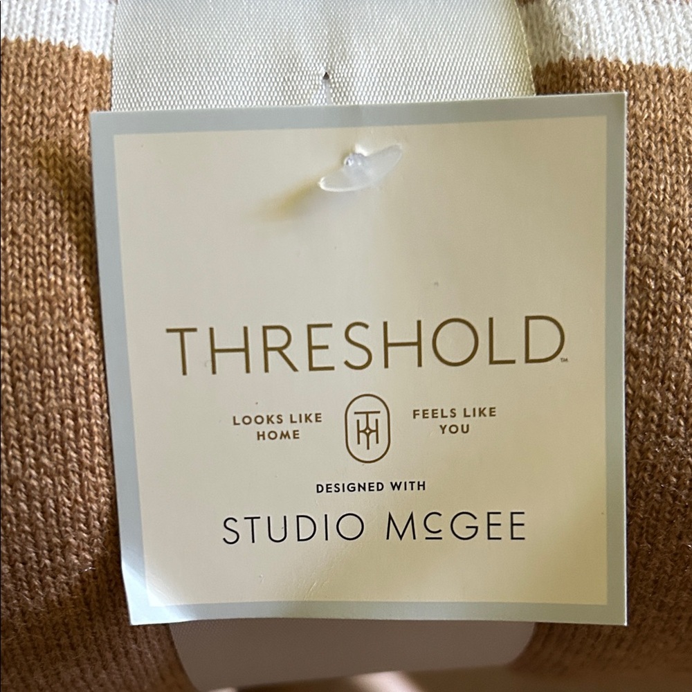 Threshold Studio McGee Tan and White Throw 50” x 60” - Picture 2 of 9